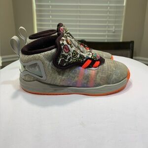 Nike LeBron XIX Toddler Size 10C